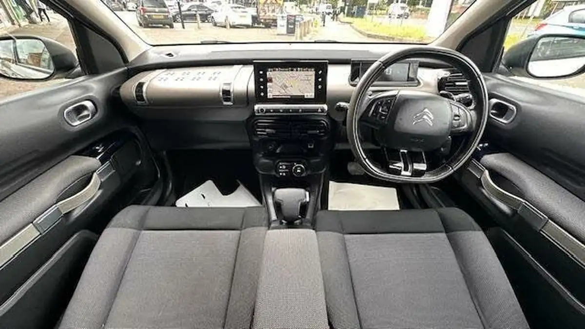 2016-citroen-c4-cactus-12-puretech-flair-82ps-ss-etg-big-17