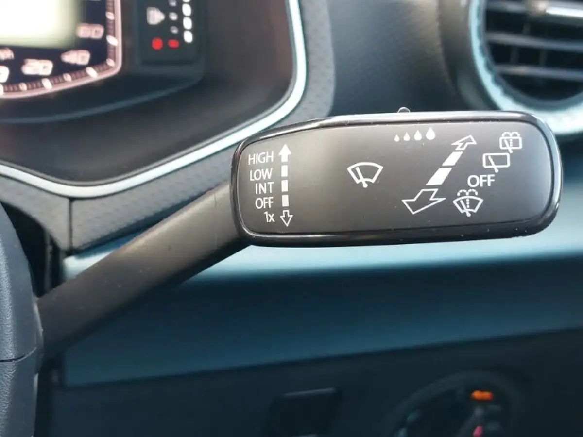 2024-seat-arona-10-tsi-xperience-lux-115ps-big-16