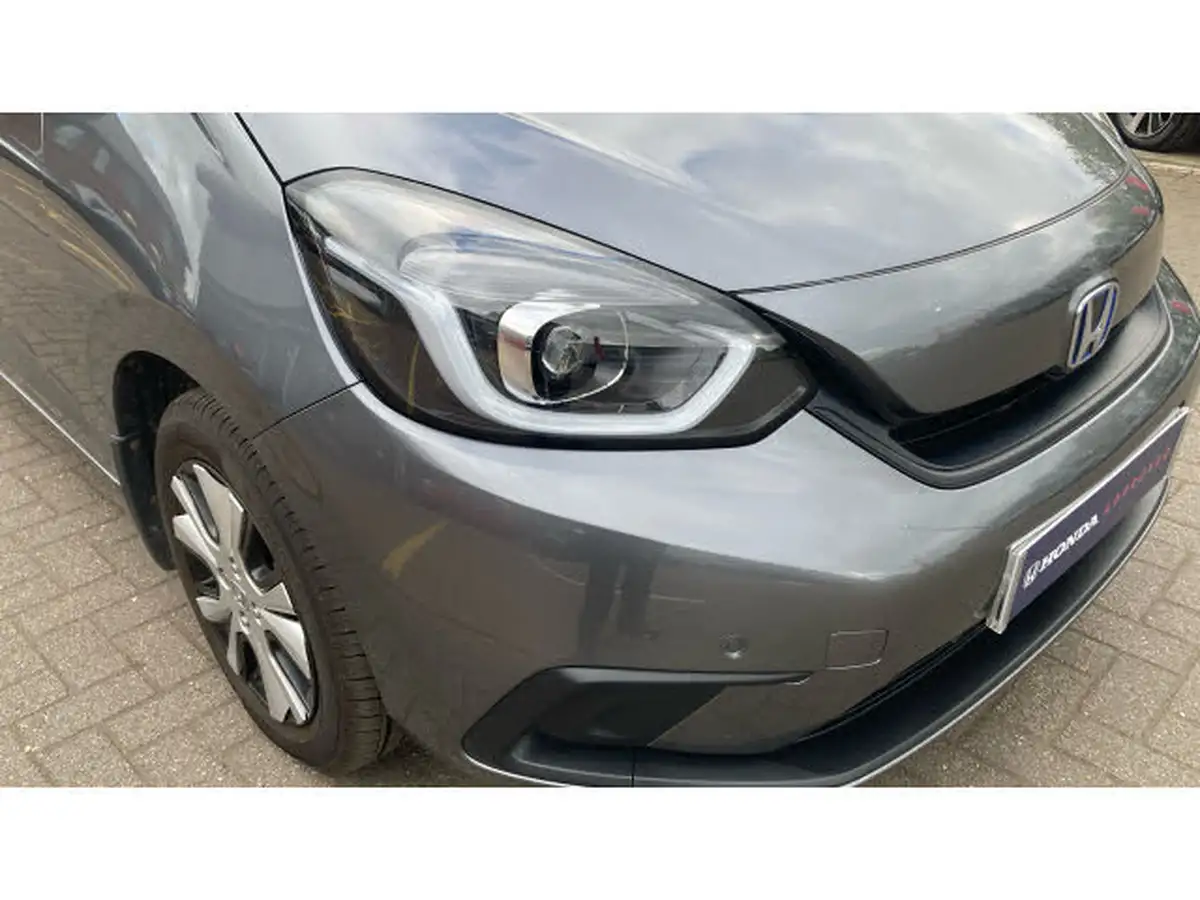 2021-honda-jazz-15-i-mmd-sr-107ps-big-32