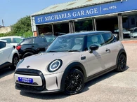 2022 MINI Cooper 1.5 Cooper Exclusive (Premium) Hatchback 3d Auto