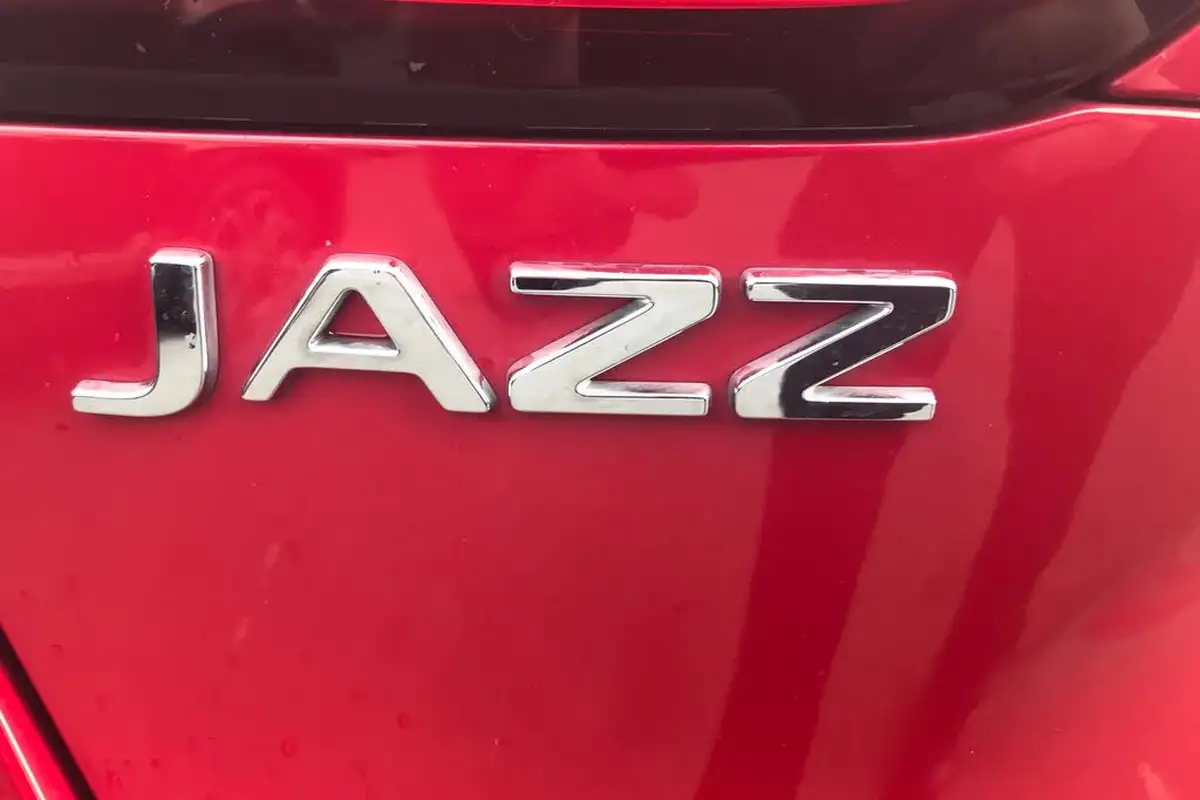 2022-honda-jazz-15-i-mmd-sr-109ps-big-27
