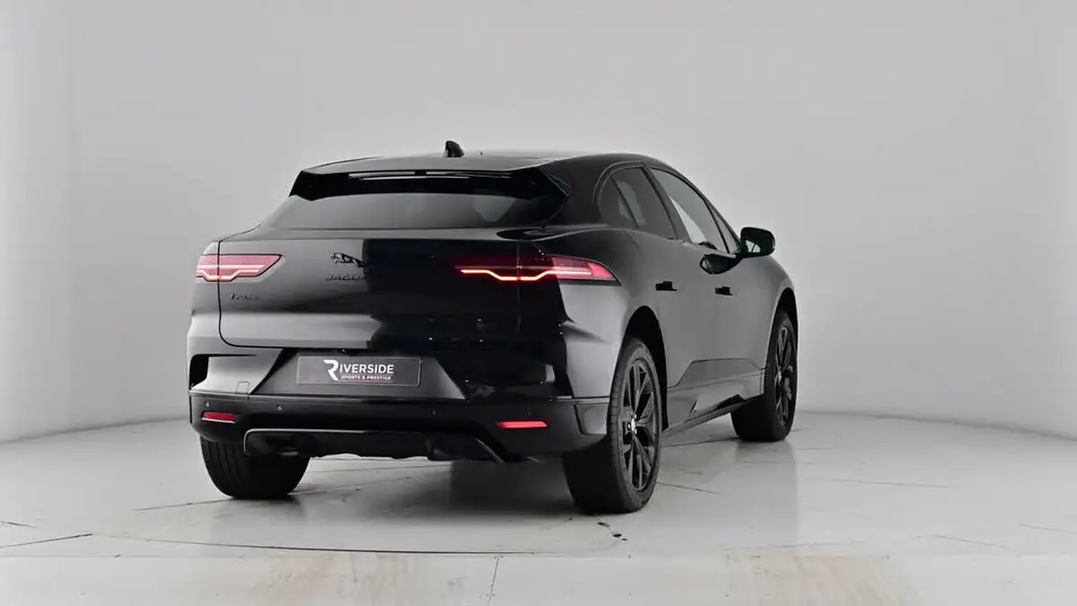 2023-jaguar-i-pace-ev400-hse-black-big-73