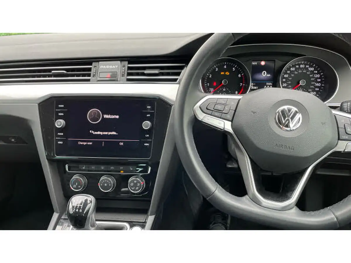 2020-volkswagen-passat-15-tsi-sel-saloon-4d-big-9