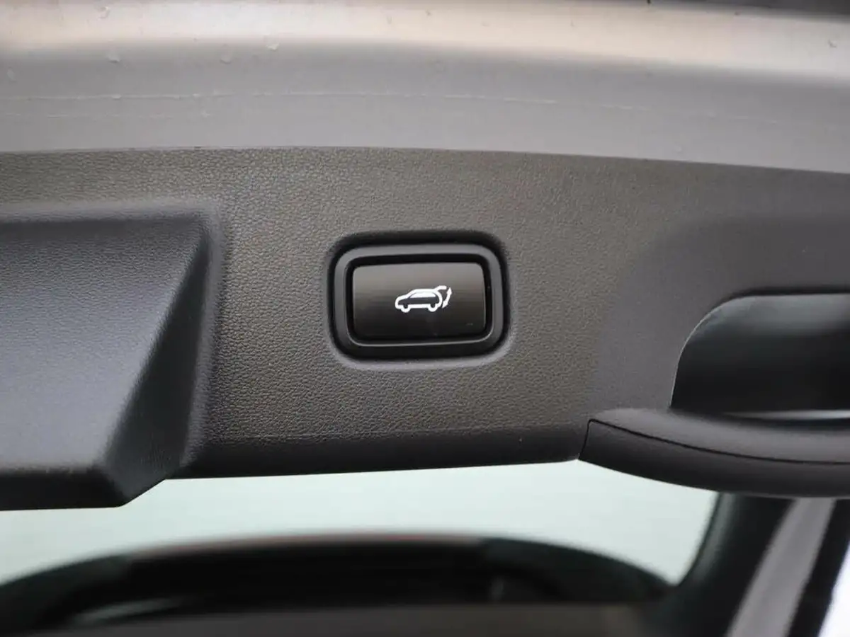 2024-hyundai-tucson-16-t-gdi-ultimate-150ps-big-10