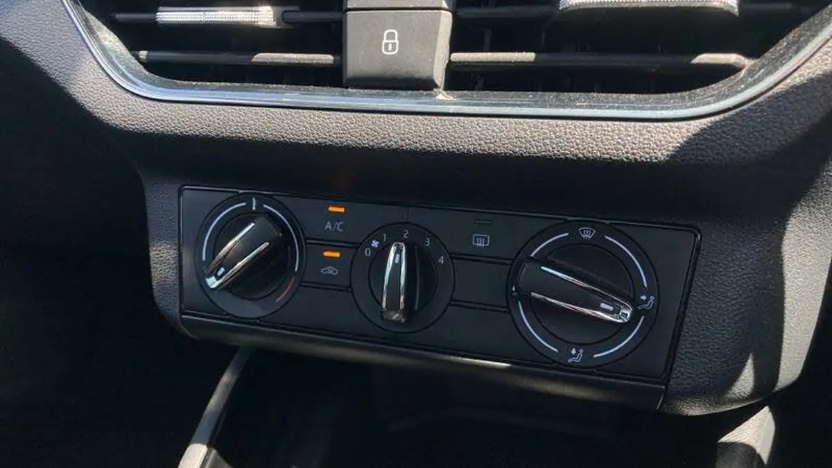 2024-skoda-kamiq-10-tsi-monte-carlo-110ps-dsg-big-27