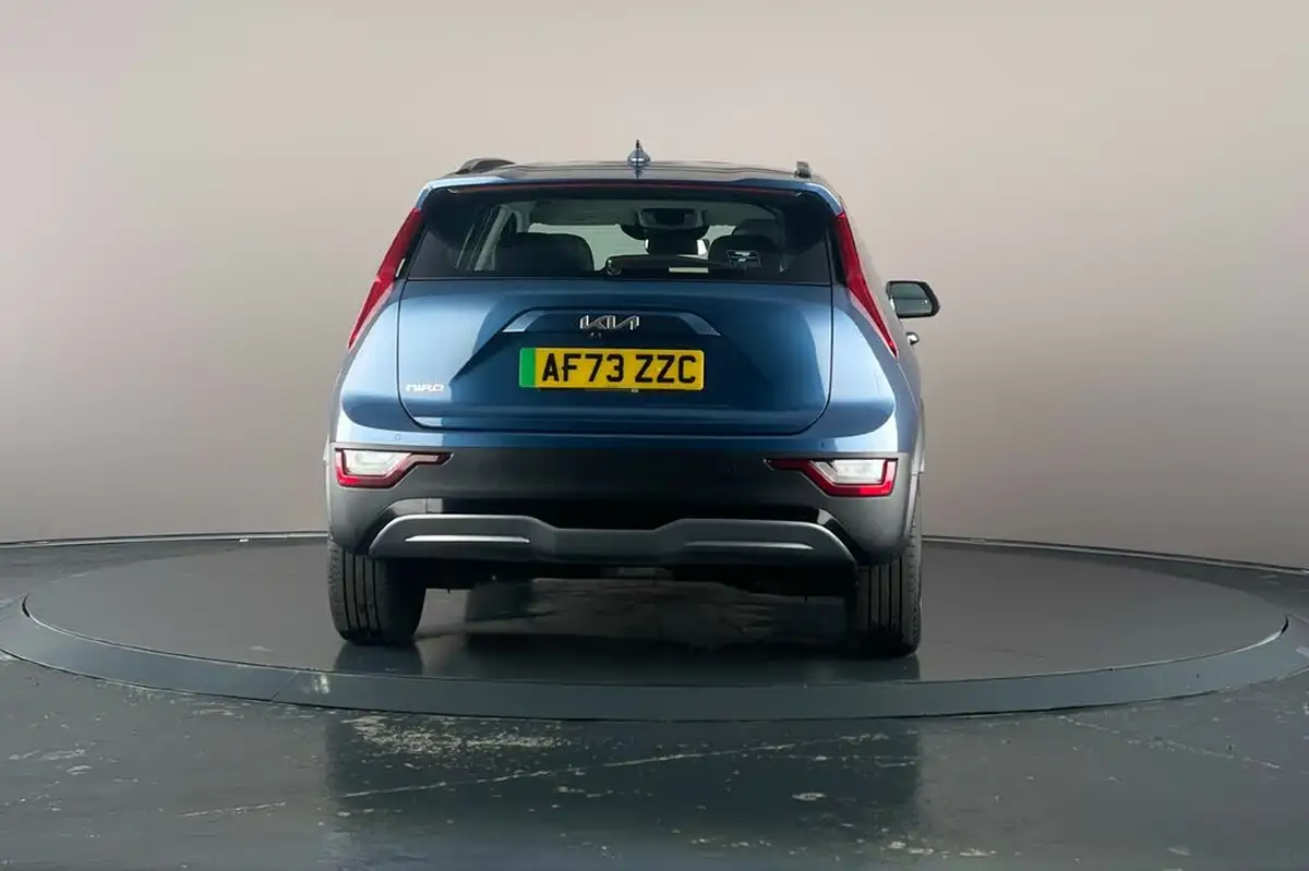 2023-kia-e-niro-ev-2-64-big-42
