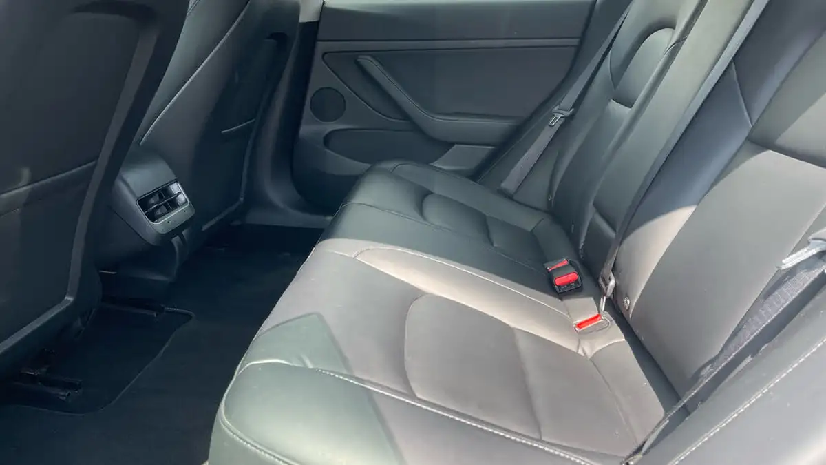 2021-tesla-model-3-e-long-range-4x4-big-13