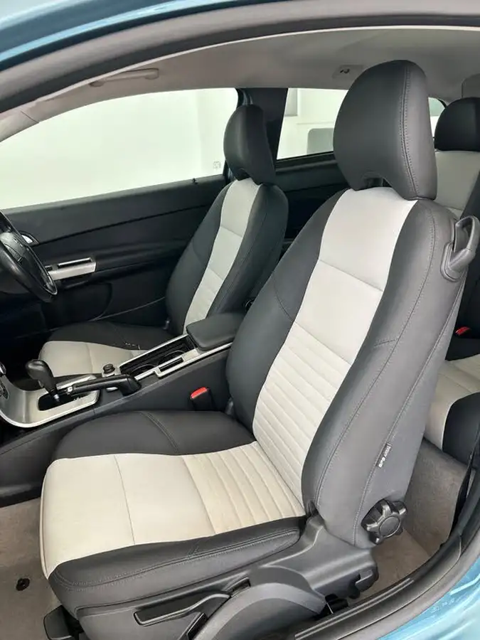 2008-volvo-c30-20td-se-powershift-big-10