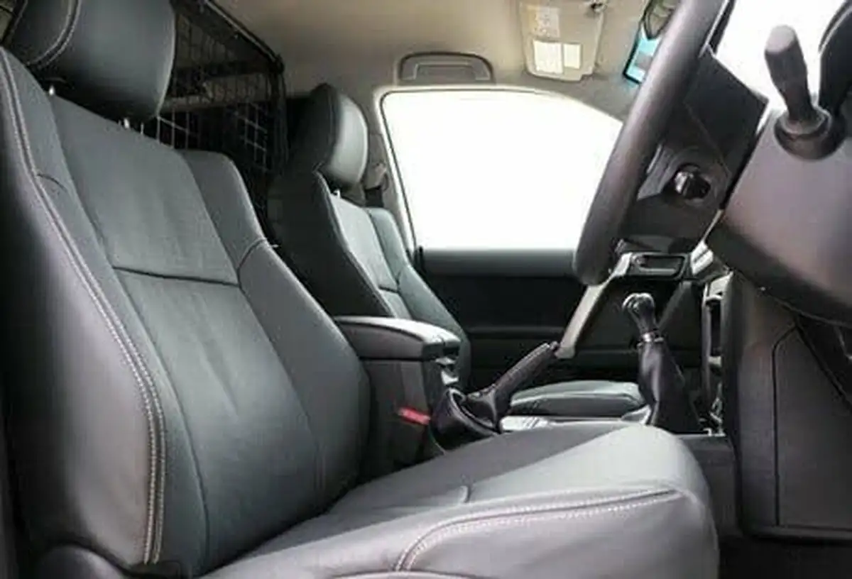 2022-toyota-land-cruiser-28d-4d-active-commercial-lwb-5-big-14