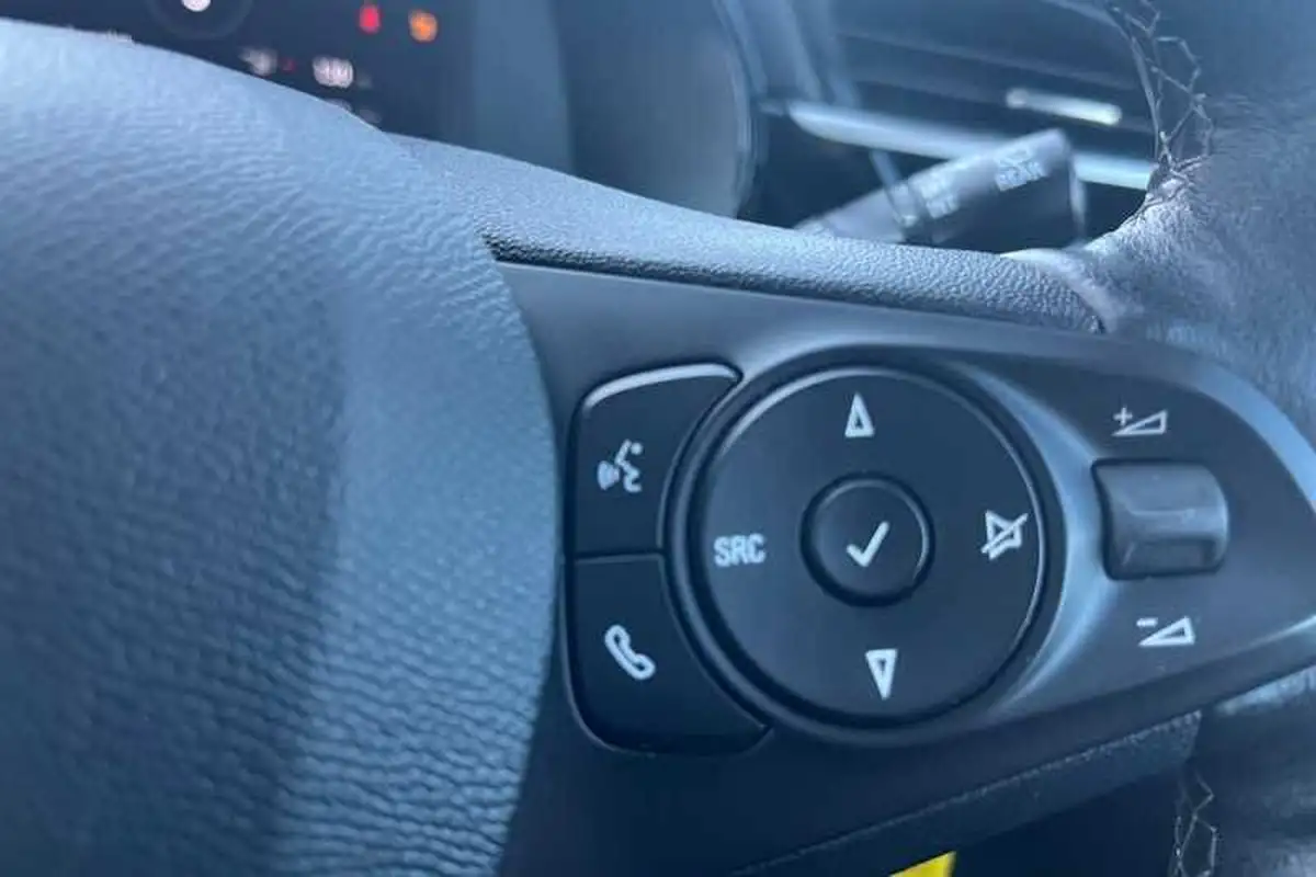 2022-vauxhall-corsa-12i-elite-edition-big-21