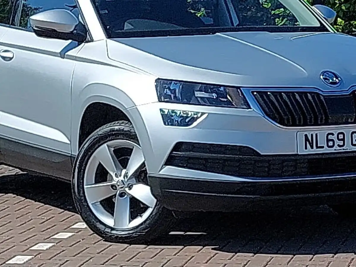 2019-skoda-karoq-16tdi-se-big-8