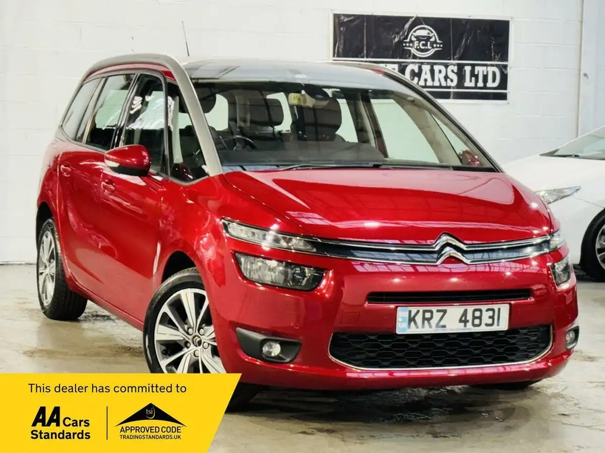 2016-citroen-grand-c4-picasso-16bluehdi-exclusive-eat6-big-0