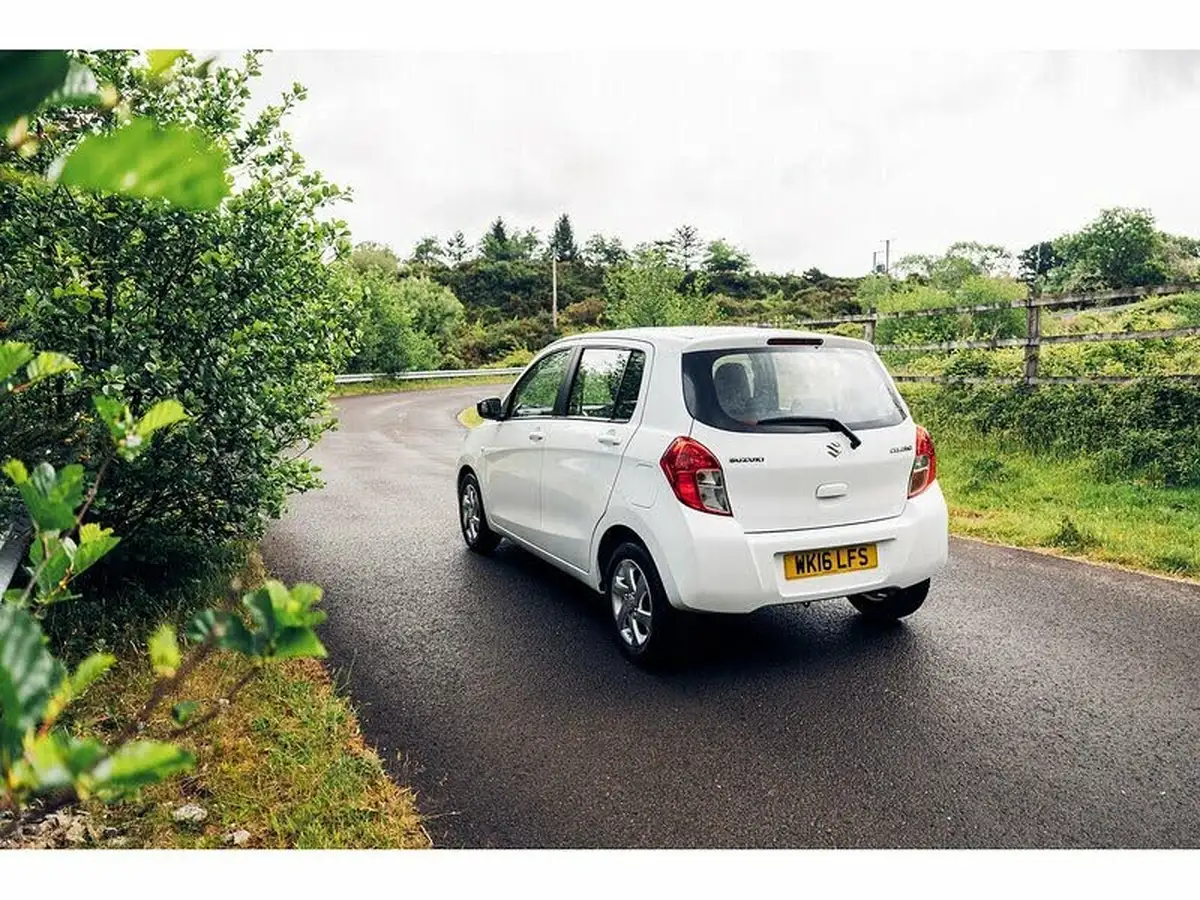 2016-suzuki-celerio-10-sz3-dualjet-big-48