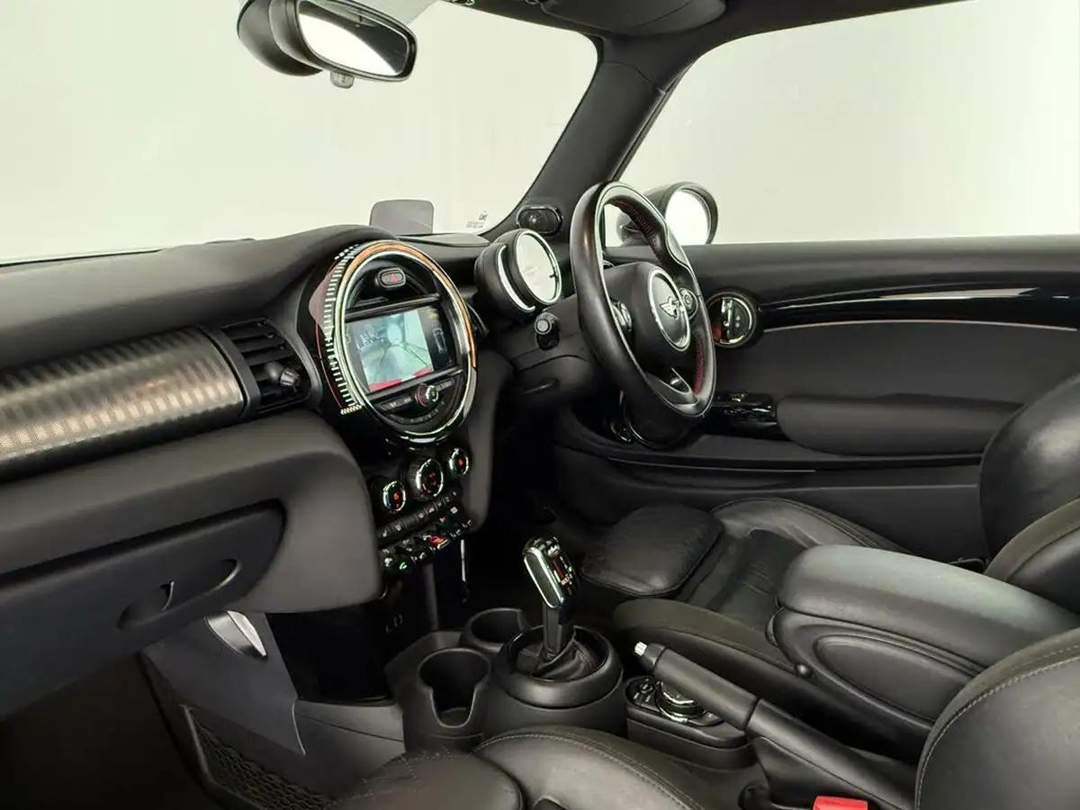 2018-mini-cooper-20-john-cooper-works-ss-hatchback-3d-auto-big-17