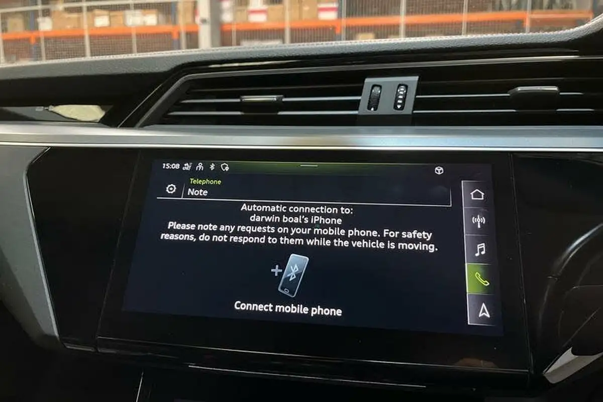 2020-audi-e-tron-50e-technik-big-35