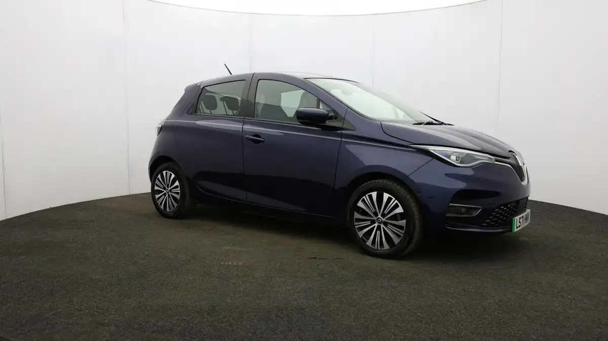 2021-renault-zoe-e-riviera-limited-edition-big-54