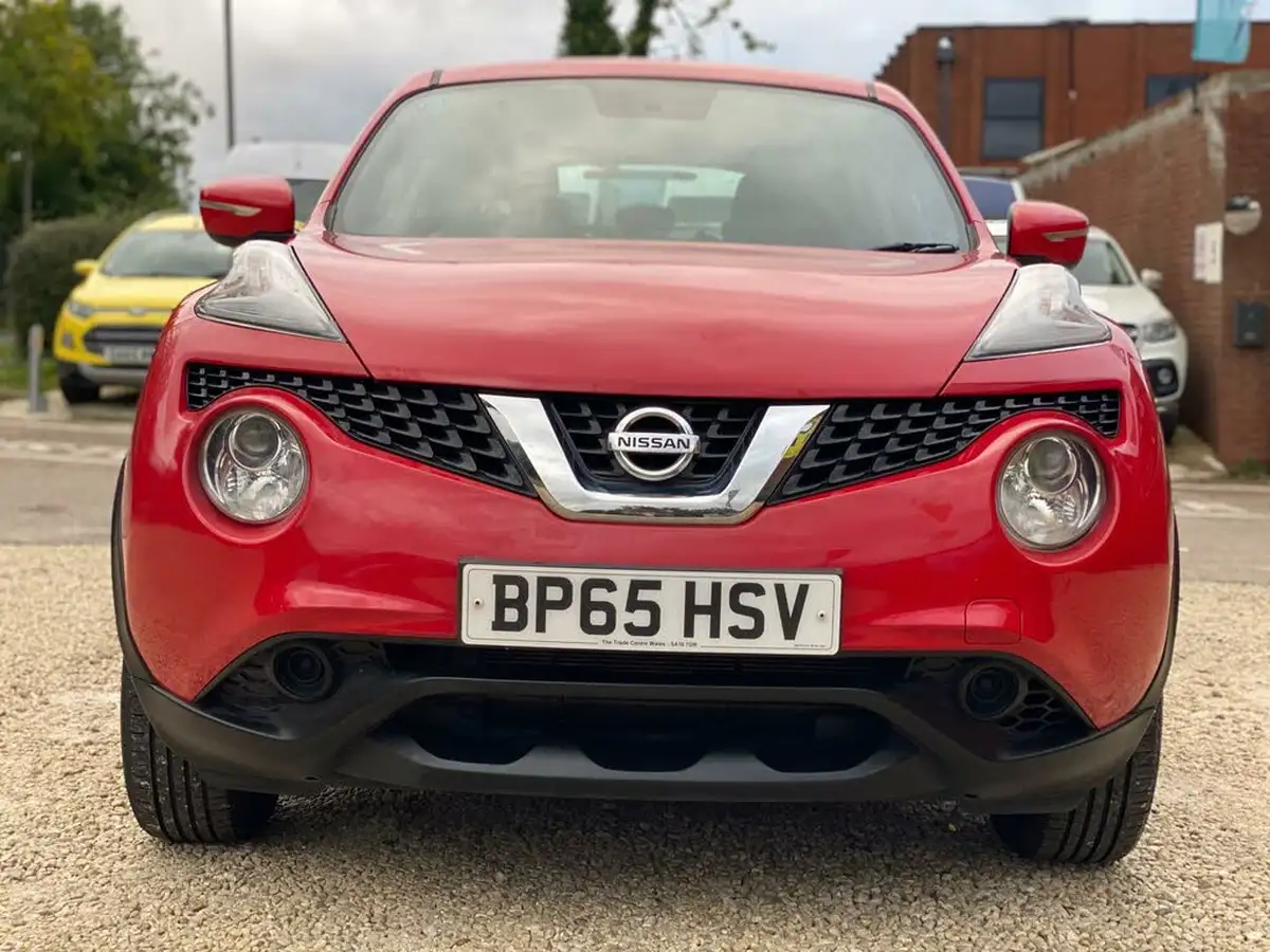 2015-nissan-juke-16-visia-big-9