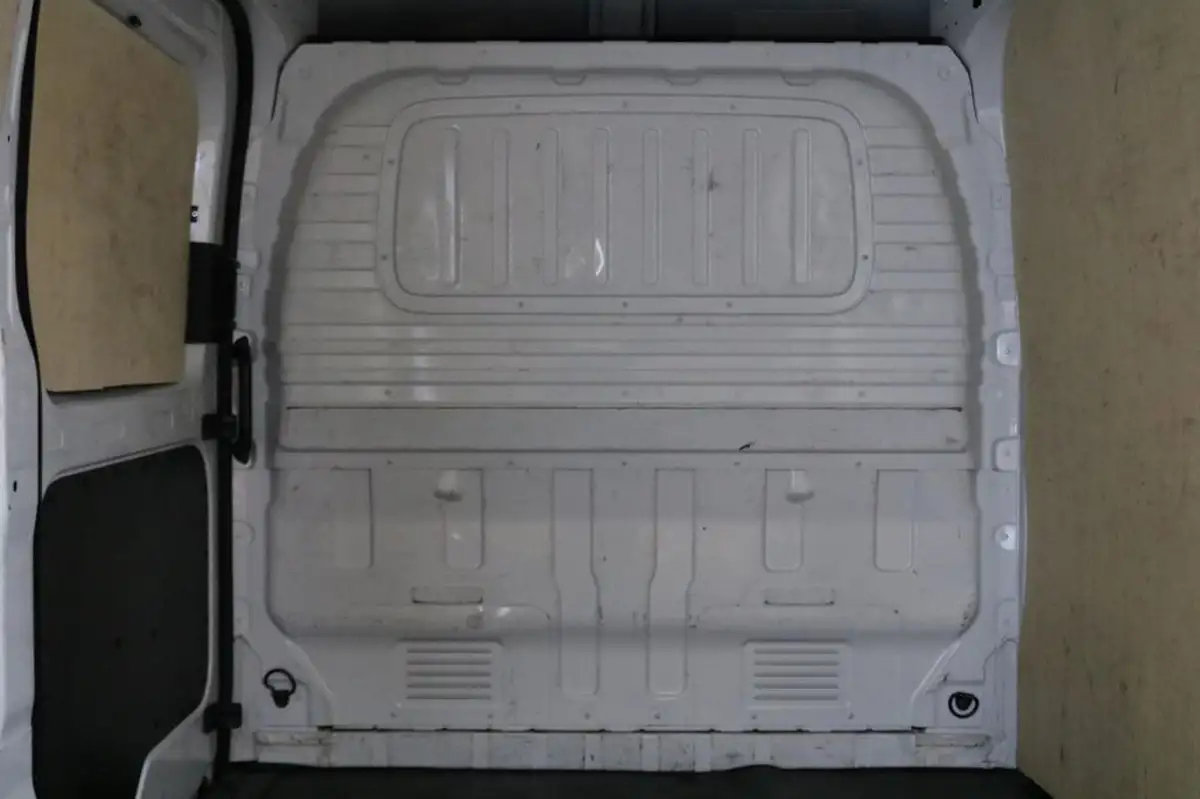 2022-maxus-deliver-9-20tdi-l3h2-big-12