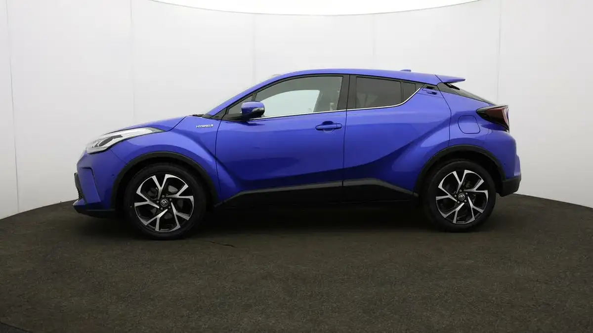 2021-toyota-c-hr-18-vvt-i-design-big-63