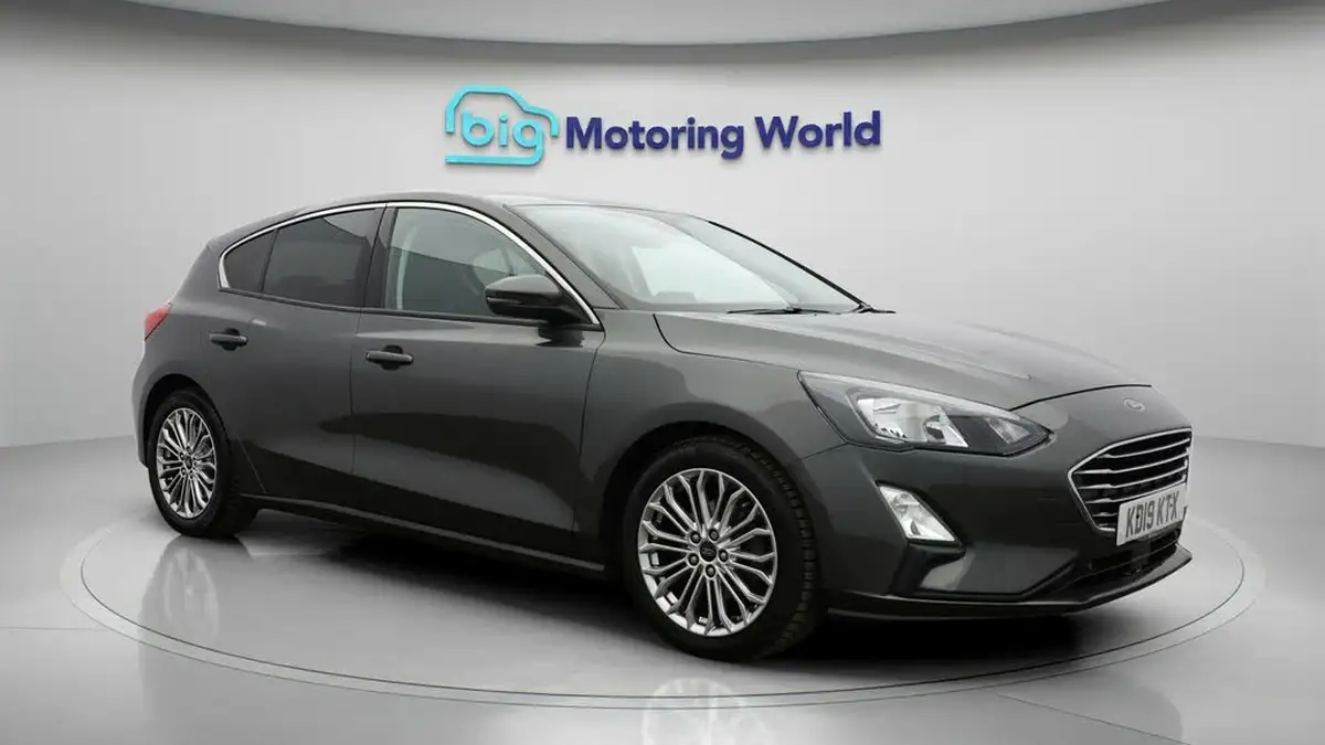2019-ford-focus-15t-titanium-x-hatchback-big-0