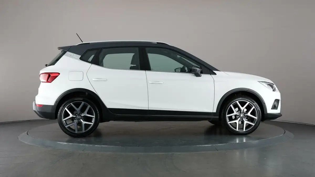 2021-seat-arona-10-tsi-xcellence-lux-110ps-dsg-big-63