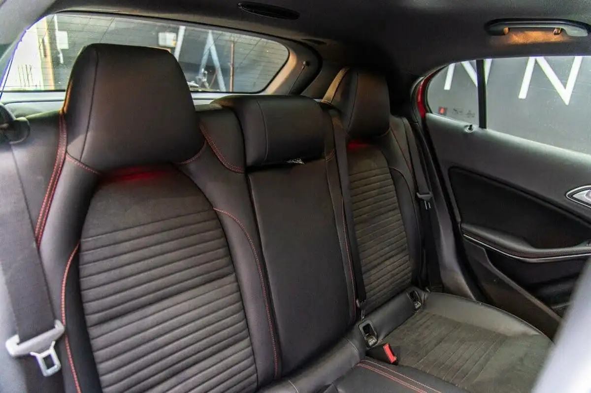 2020-mercedes-benz-gla-class-16-gla-200-amg-line-edition-plus-7g-dct-big-7