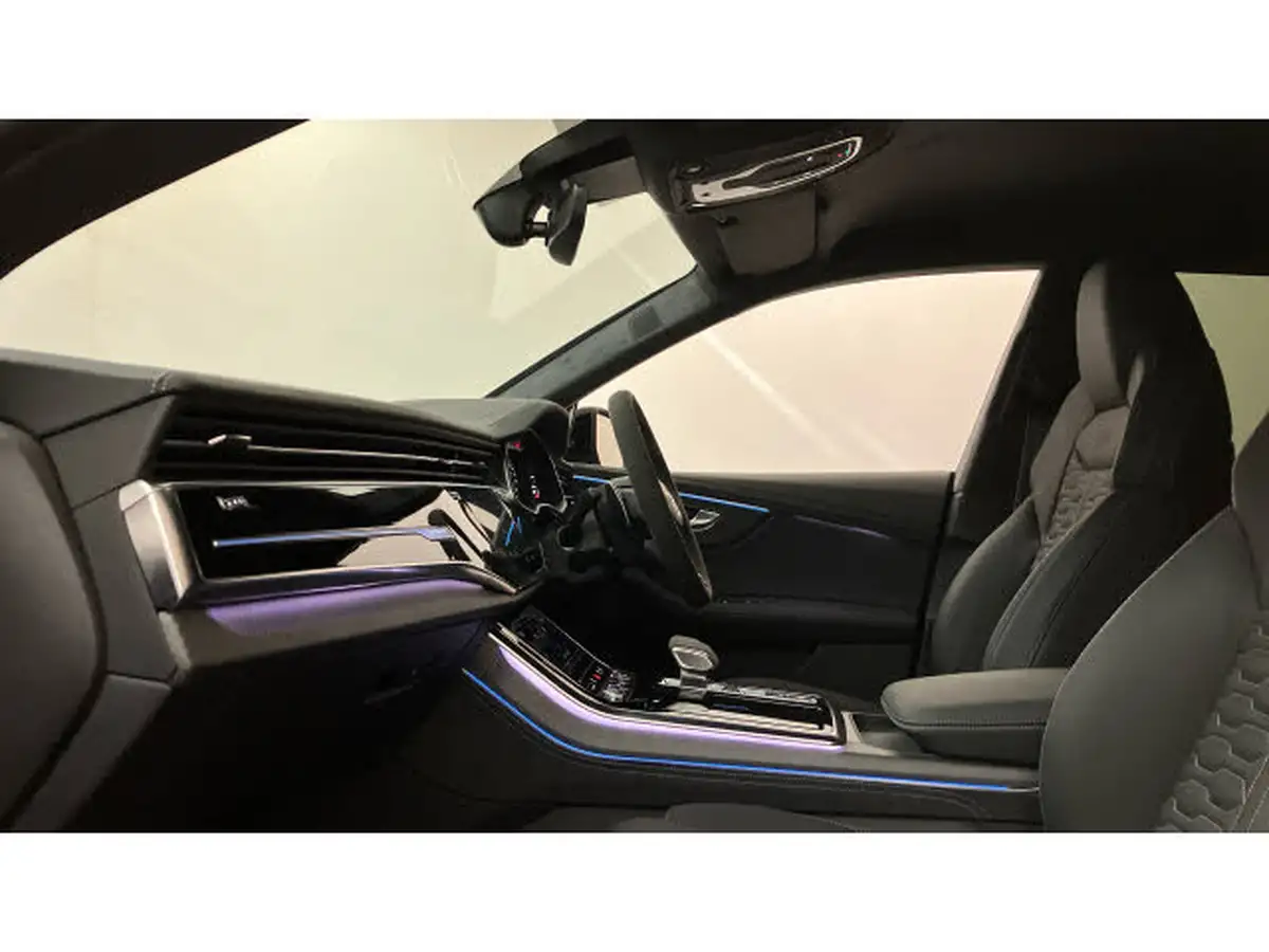 2024-audi-rs-q8-40-tfsi-launch-edition-big-25