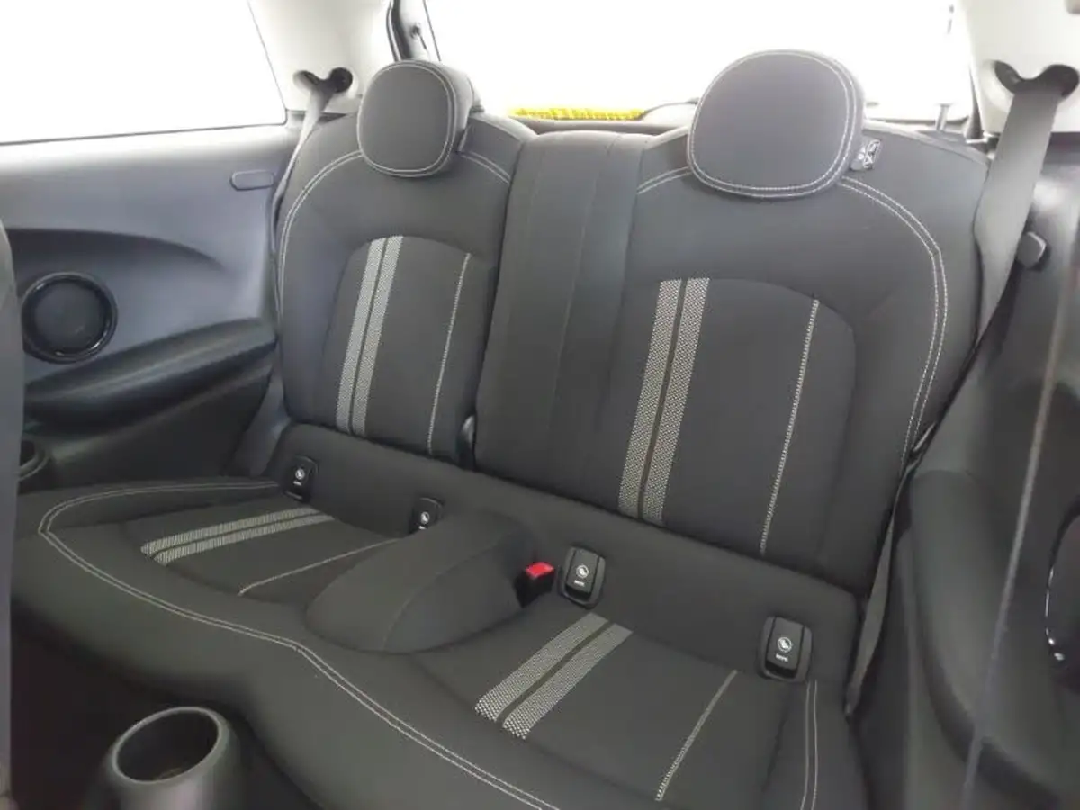 2019-mini-cooper-20-cooper-s-classic-189bhp-hatchback-3d-auto-big-5