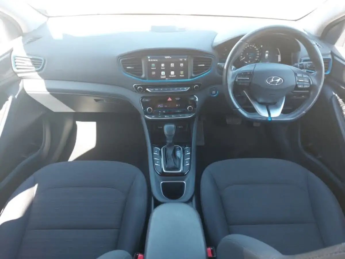 2019-hyundai-ioniq-16-gdi-premium-hybrid-big-2