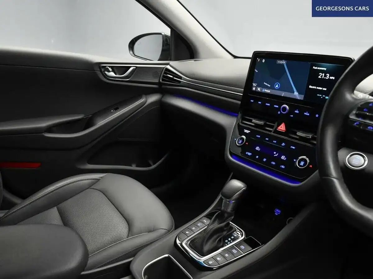 2021-hyundai-ioniq-16-gdi-premium-se-hybrid-big-24