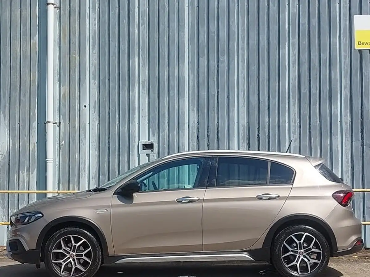 2021-fiat-tipo-10-cross-big-3