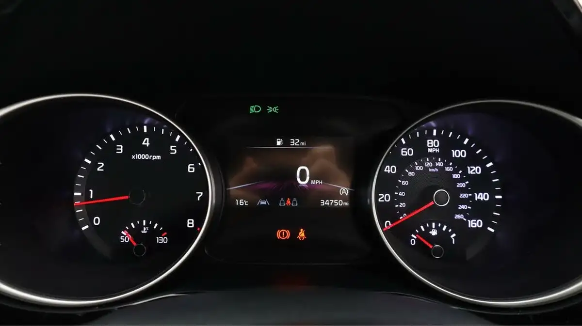 2022-kia-pro-ceed-15-t-gdi-gt-line-big-10