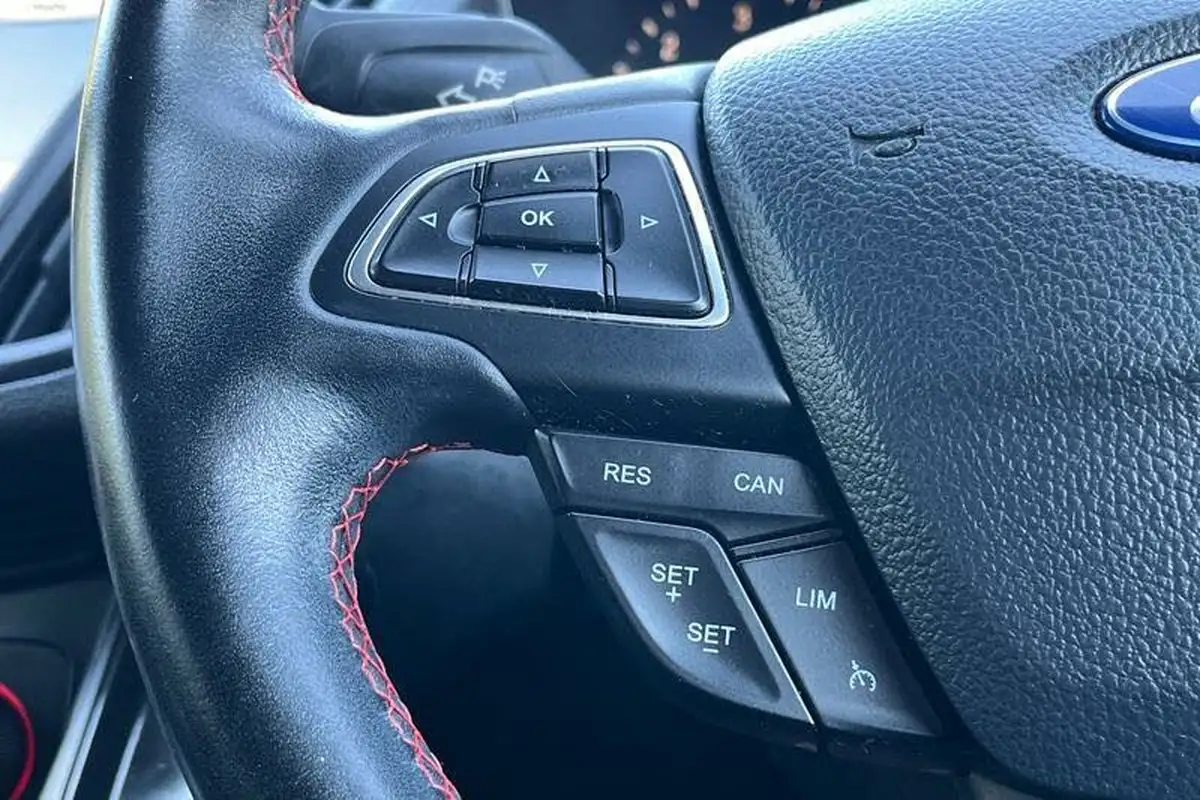 2018-ford-kuga-20tdci-st-line-150ps-big-29