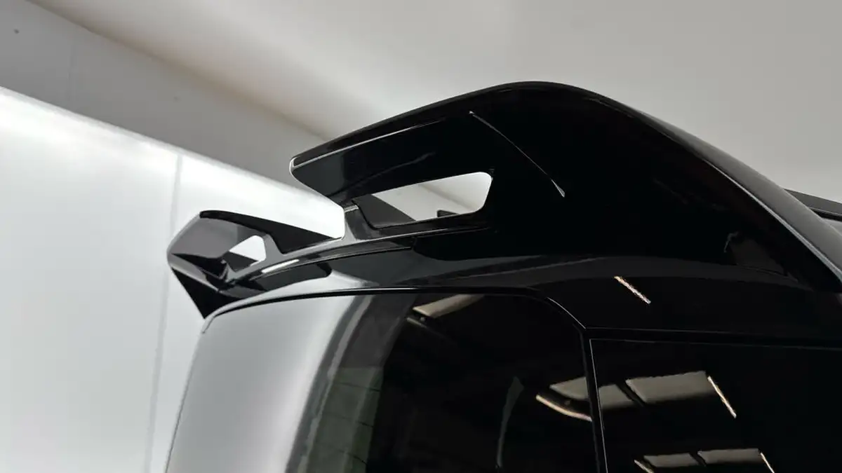 2022-land-rover-110-defender-20-p400e-x-dynamic-se-big-30