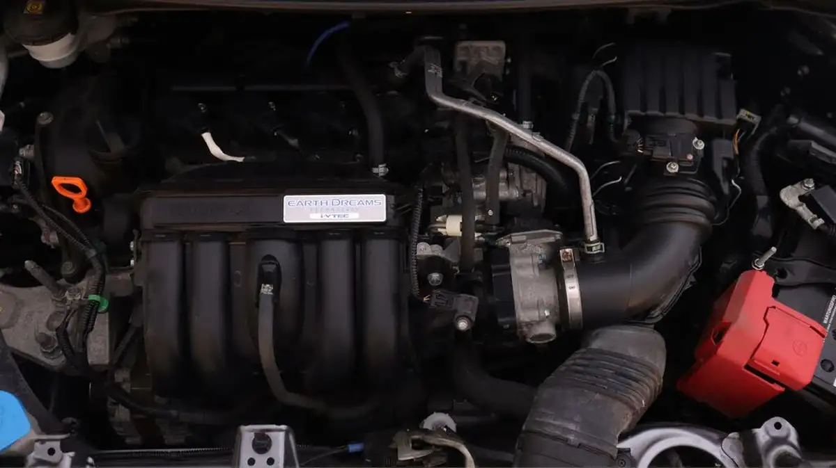 2019-honda-jazz-13-i-vtec-s-big-18