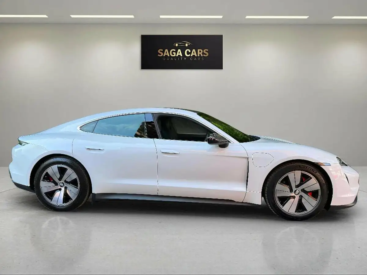 2020-porsche-taycan-e-4s-571ps-performance-battery-plus-big-2