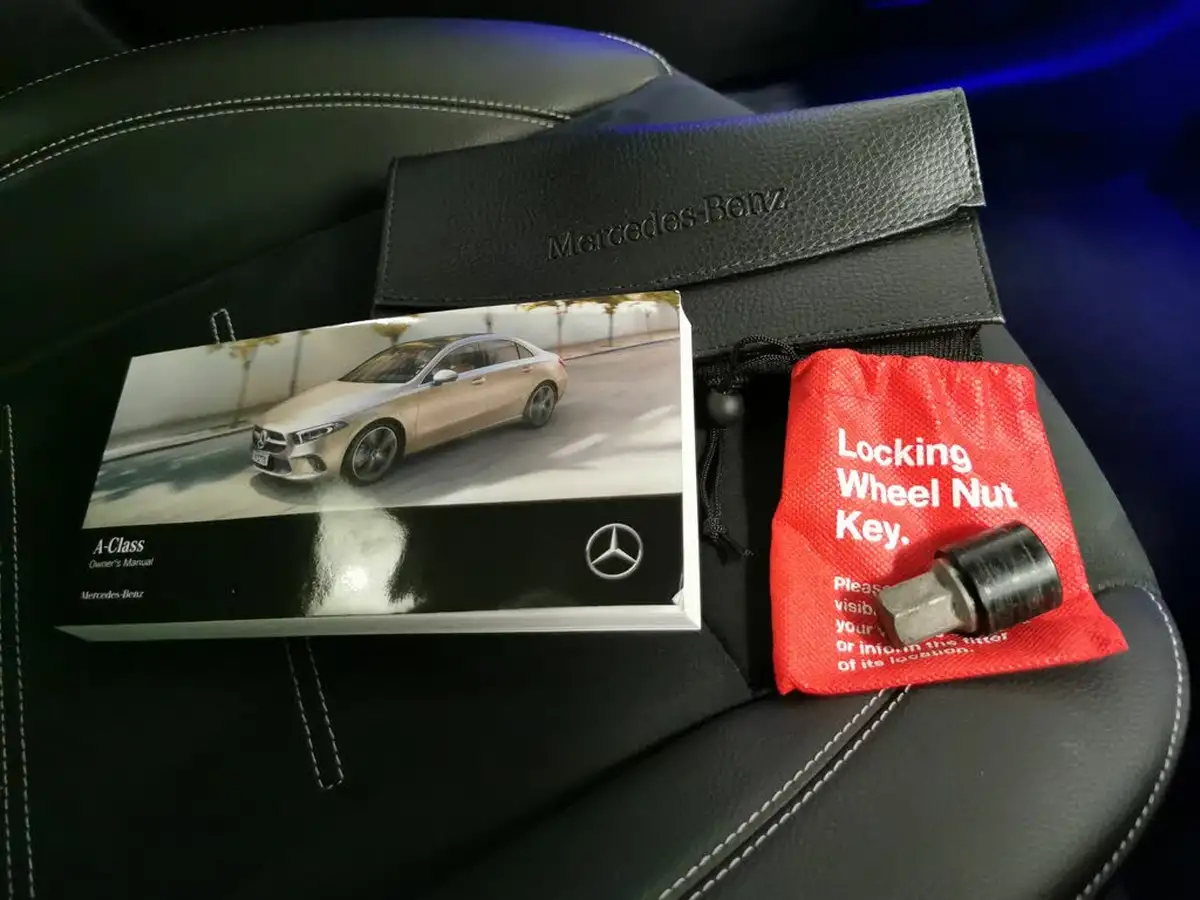 2022-mercedes-benz-a-class-20-a250-amg-line-executive-edition-saloon-4d-big-40