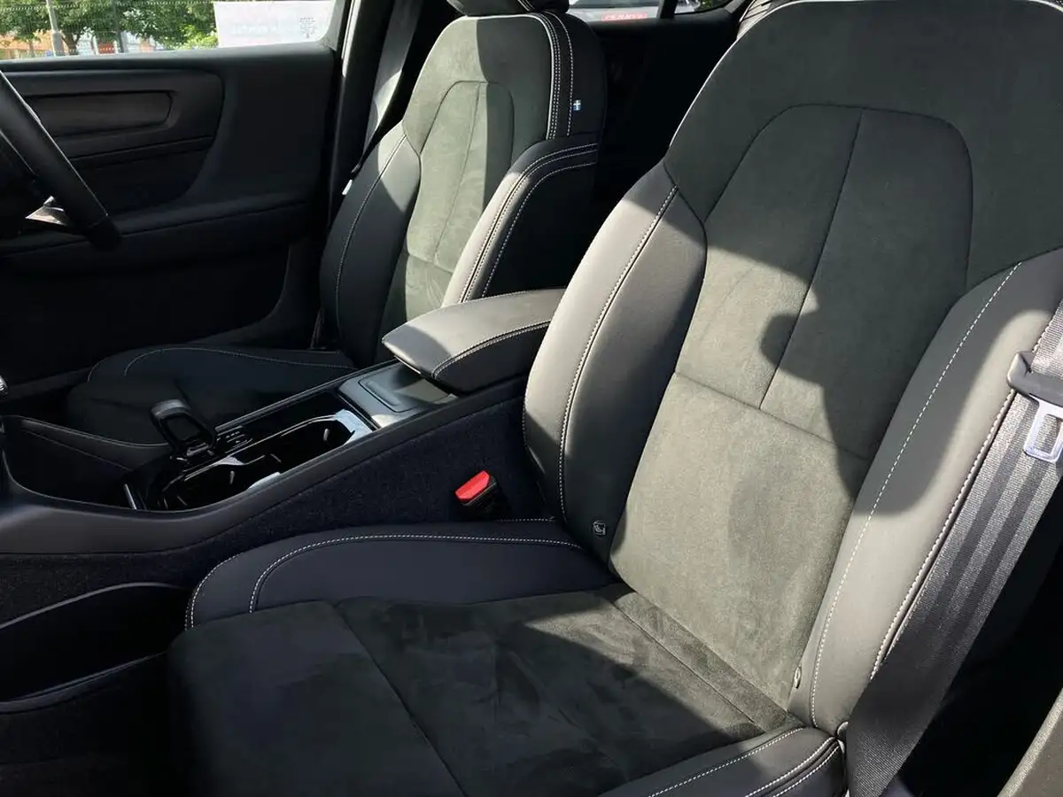 2023-volvo-c40-e-twin-recharge-plus-big-25