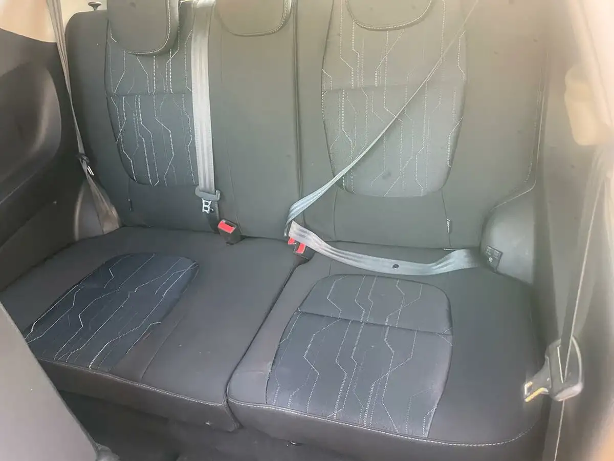 2016-kia-picanto-10-sr7-3d-big-27