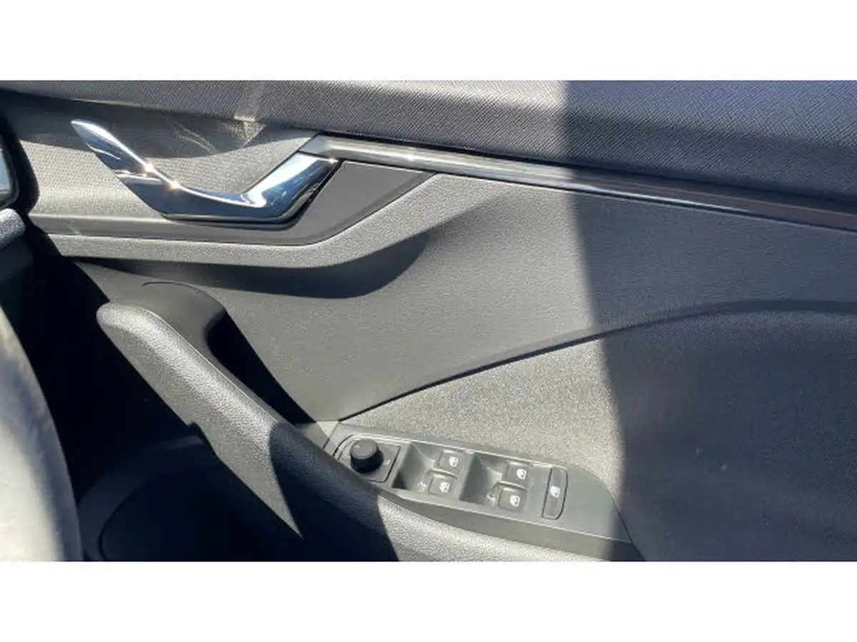 2024-skoda-scala-10-tsi-se-95ps-big-18