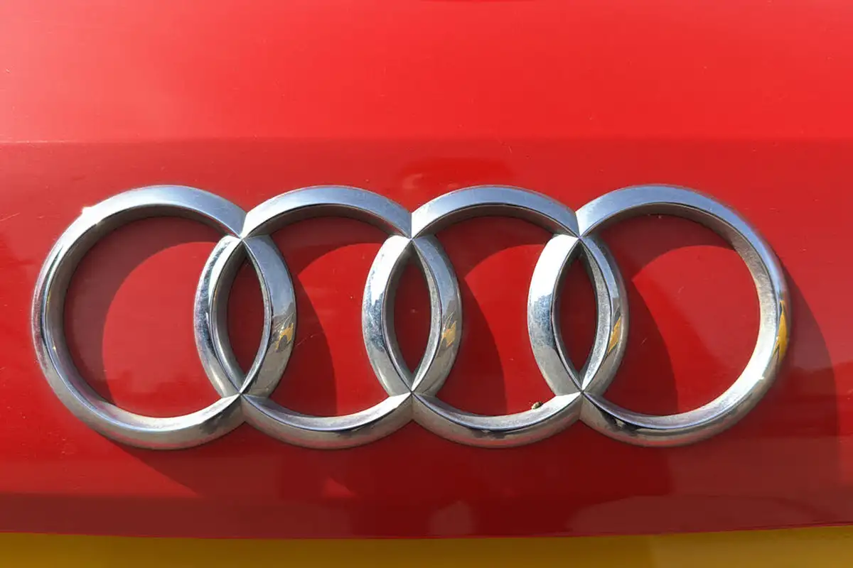 2014-audi-q3-20-quattro-s-line-169ps-tronic-big-24