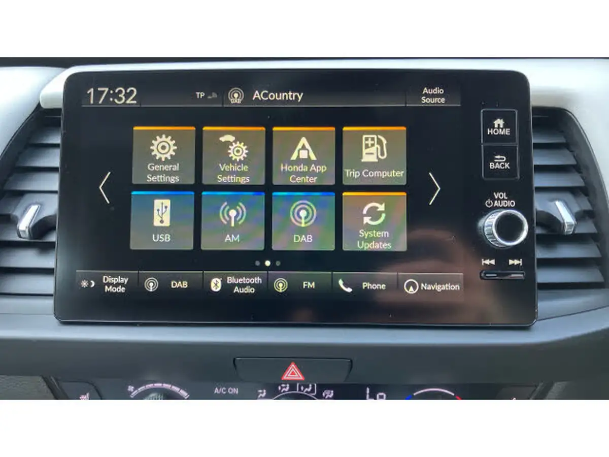 2020-honda-jazz-15-i-mmd-ex-big-23