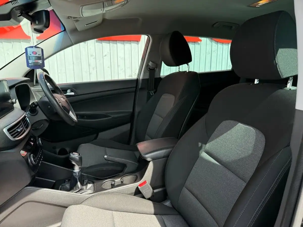 2018-hyundai-tucson-16-gdi-se-nav-big-32