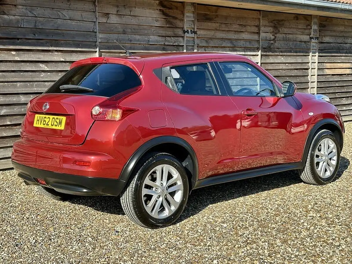 2012-nissan-juke-16-acenta-premium-16v-1598cc-big-14
