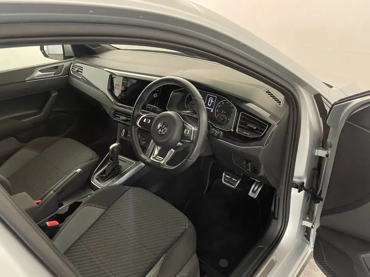 2020-volkswagen-polo-10-tsi-r-line-115ps-dsg-big-16