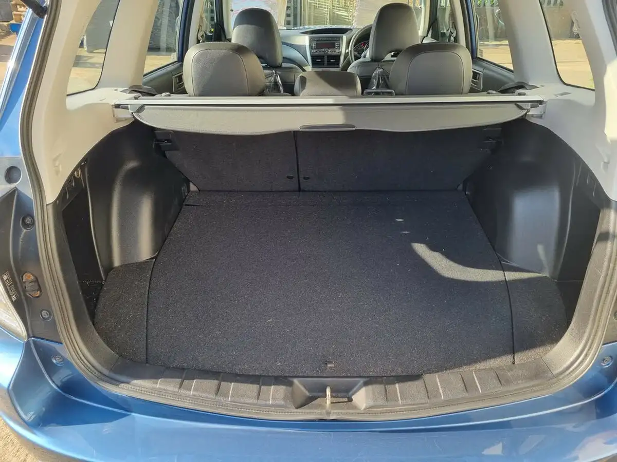 2010-subaru-forester-20td-x-big-10