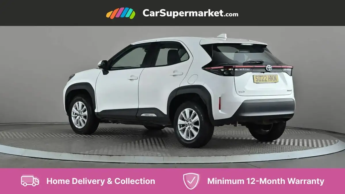 2022-toyota-yaris-cross-15-vvt-i-icon-big-3