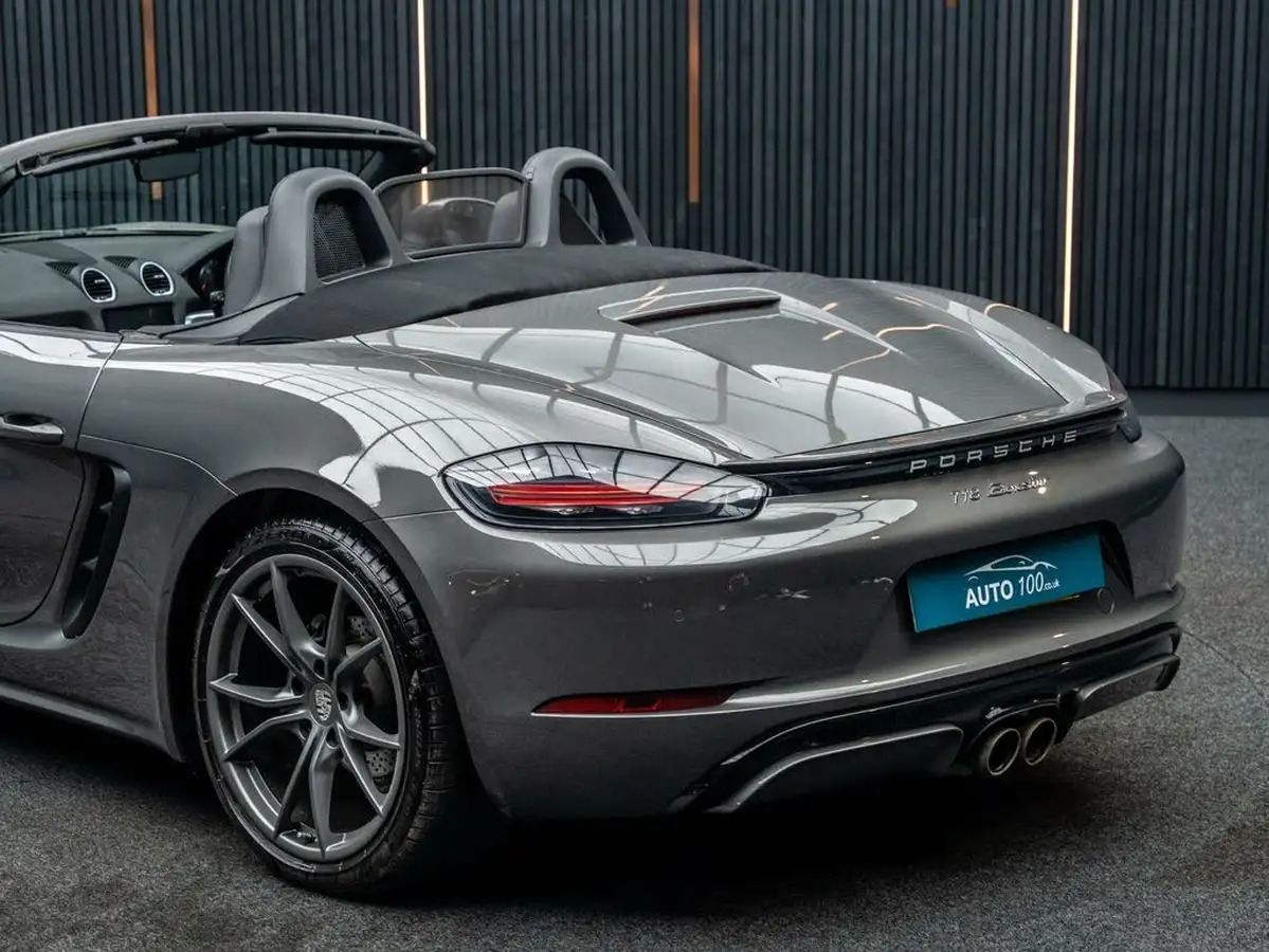 2019-porsche-boxster-718-20-boxster-pdk-big-16