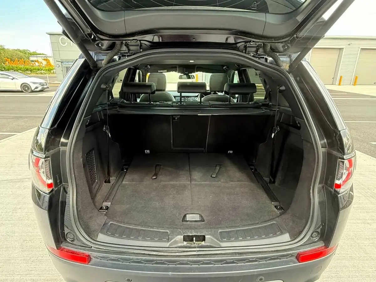 2019-land-rover-discovery-sport-20td4-landmark-big-36