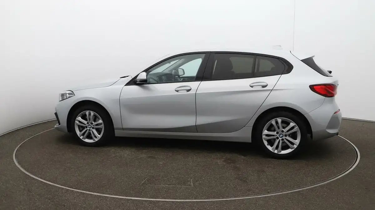 2020-bmw-1-series-big-51